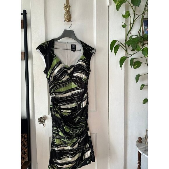 JAX Women’s size 10 green maxi dress - Picture 1 of 11